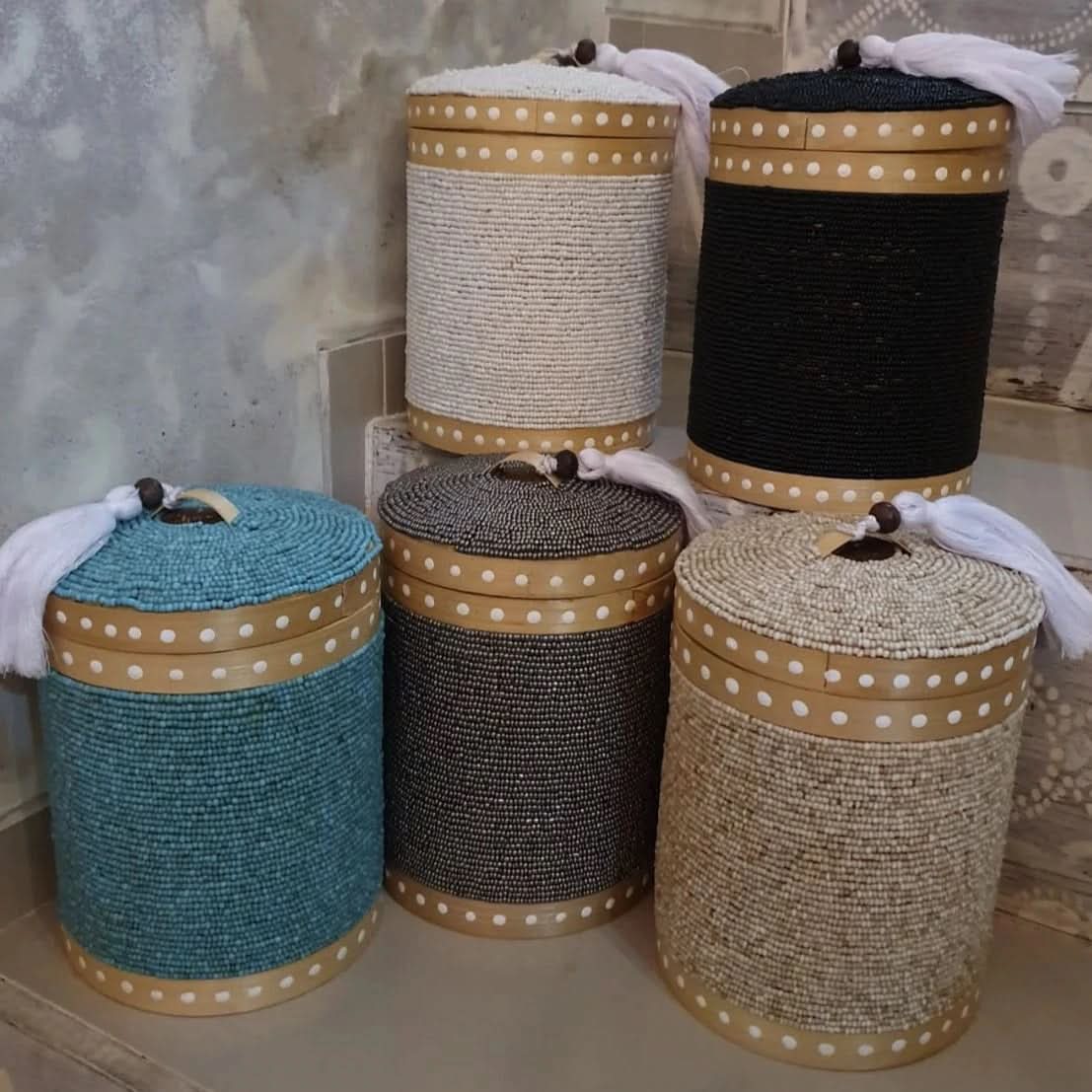 Round Beaded Medium Storage Boxes Bamboo in White