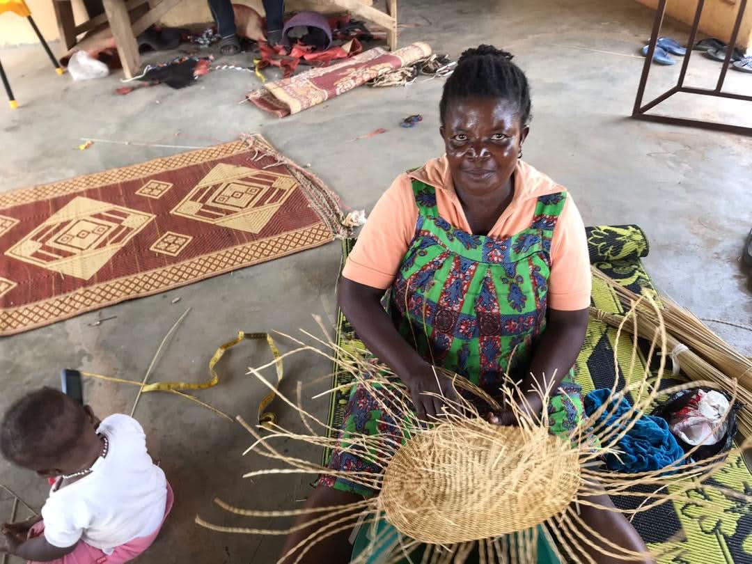 Pot de fleurs moyen Panier Ghana