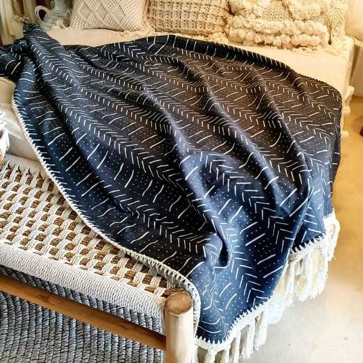 Black Arrow Throw Blanket with Tassels