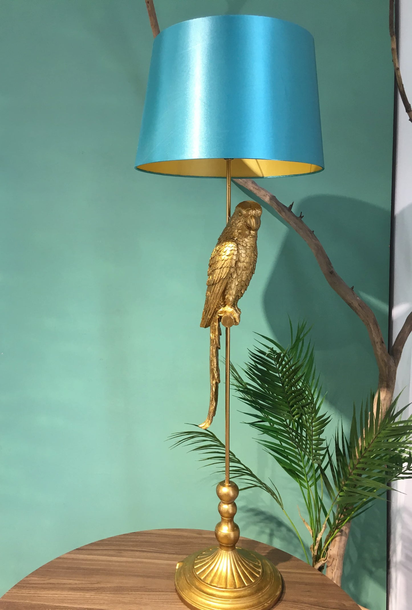 Three Monkeys Table Lamp in Gold Resin