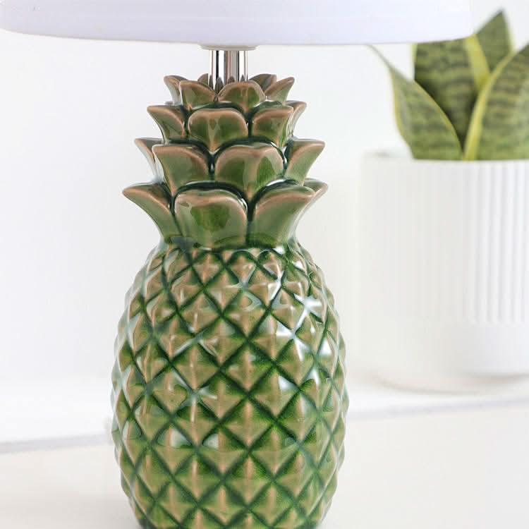 Creative Pineapple Table Lamp