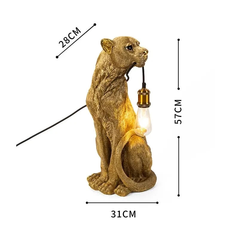 Sitting Leopard Table Lamp