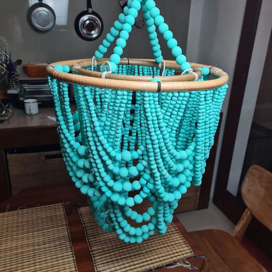 Lustre en perles de bois Aqua