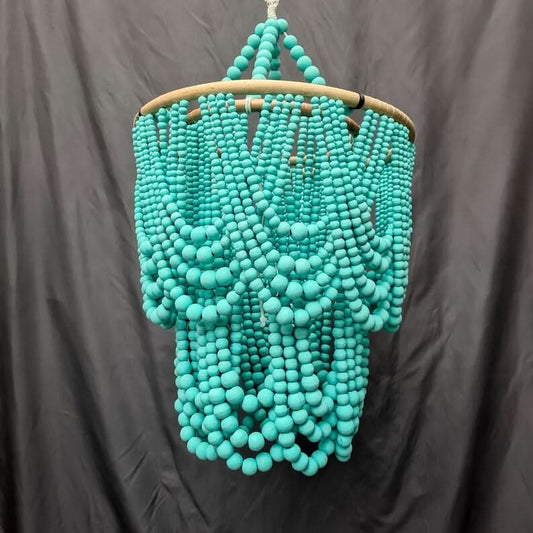 Lustre en perles de bois en écume de mer