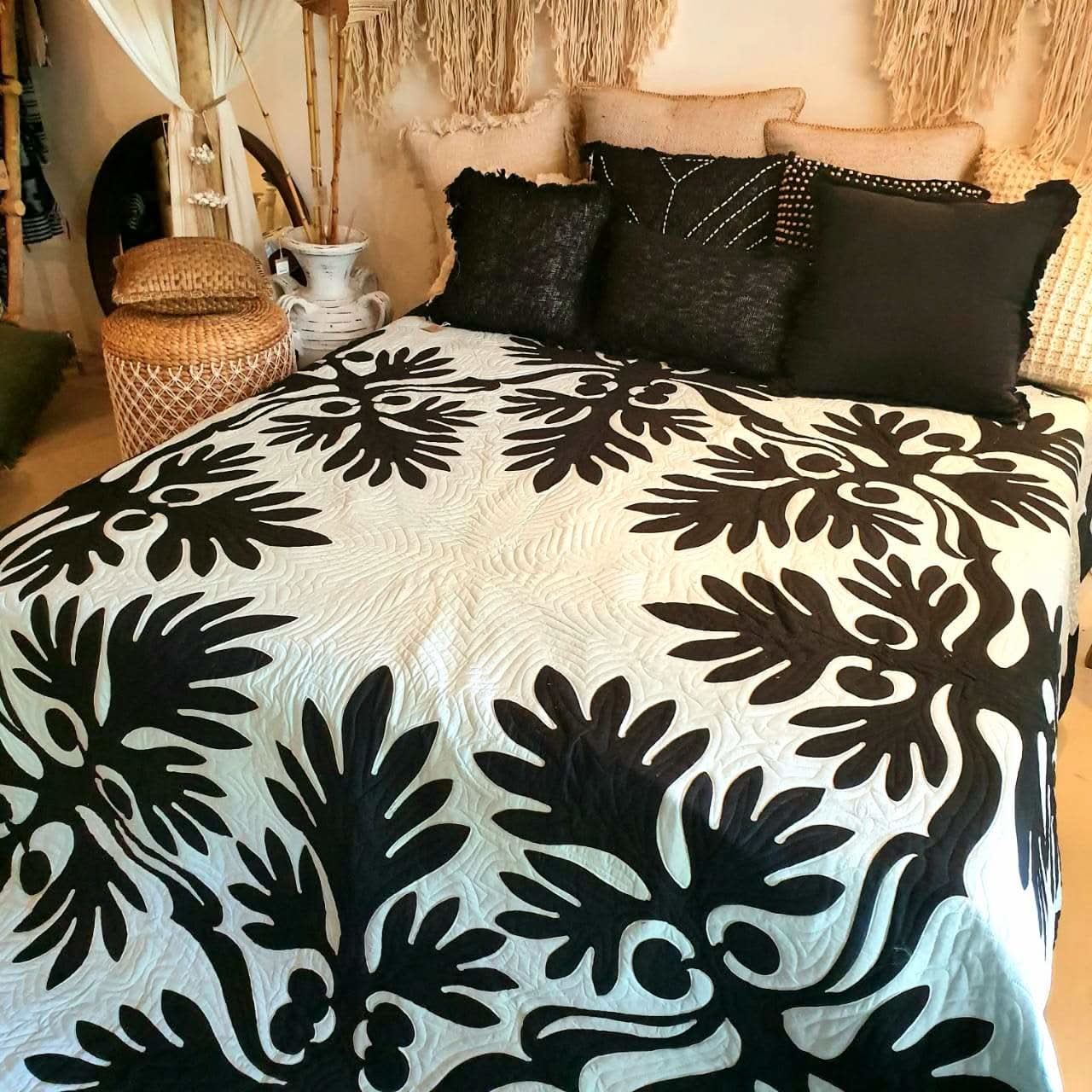 Hand Stitched Tropical Leaf Quilt Black / White -Babcock Ranch Home Decor