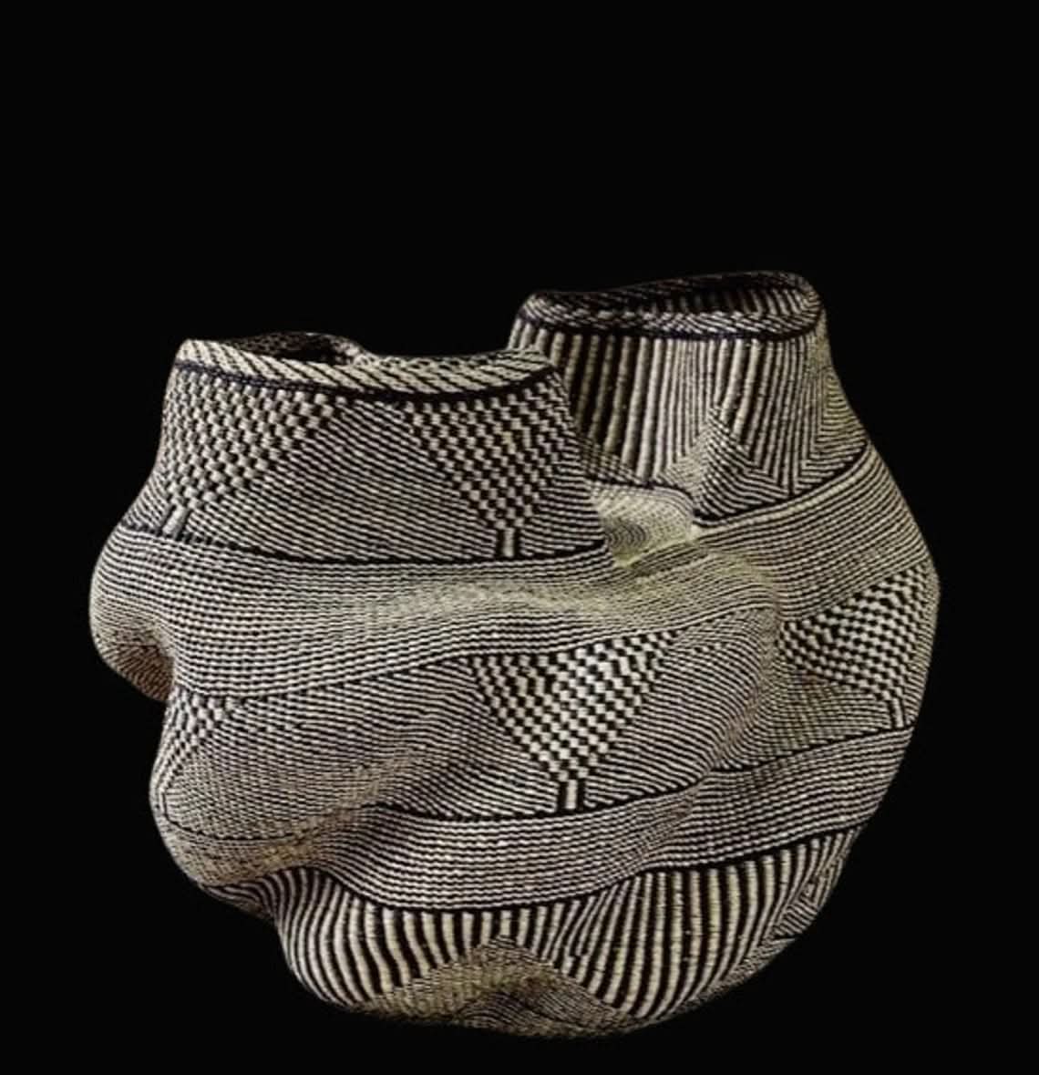 Double Headed Bassabassa Basket in Black Tribal