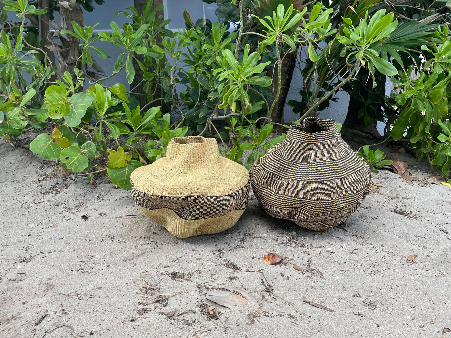 Large twist weave Tribal Ghana Basket in Natural and Black