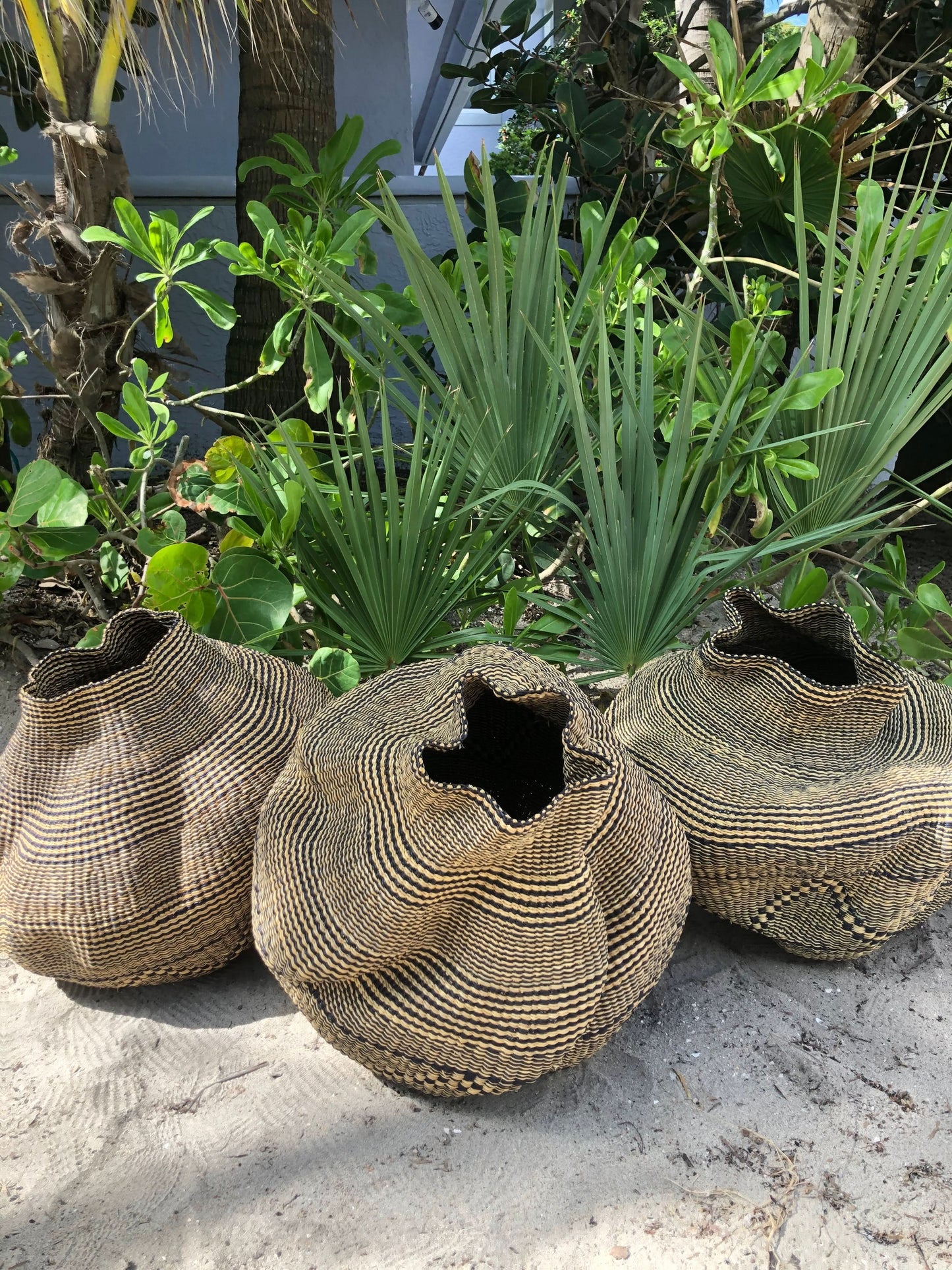 Large twist weave Tribal Ghana Basket in Natural and Black