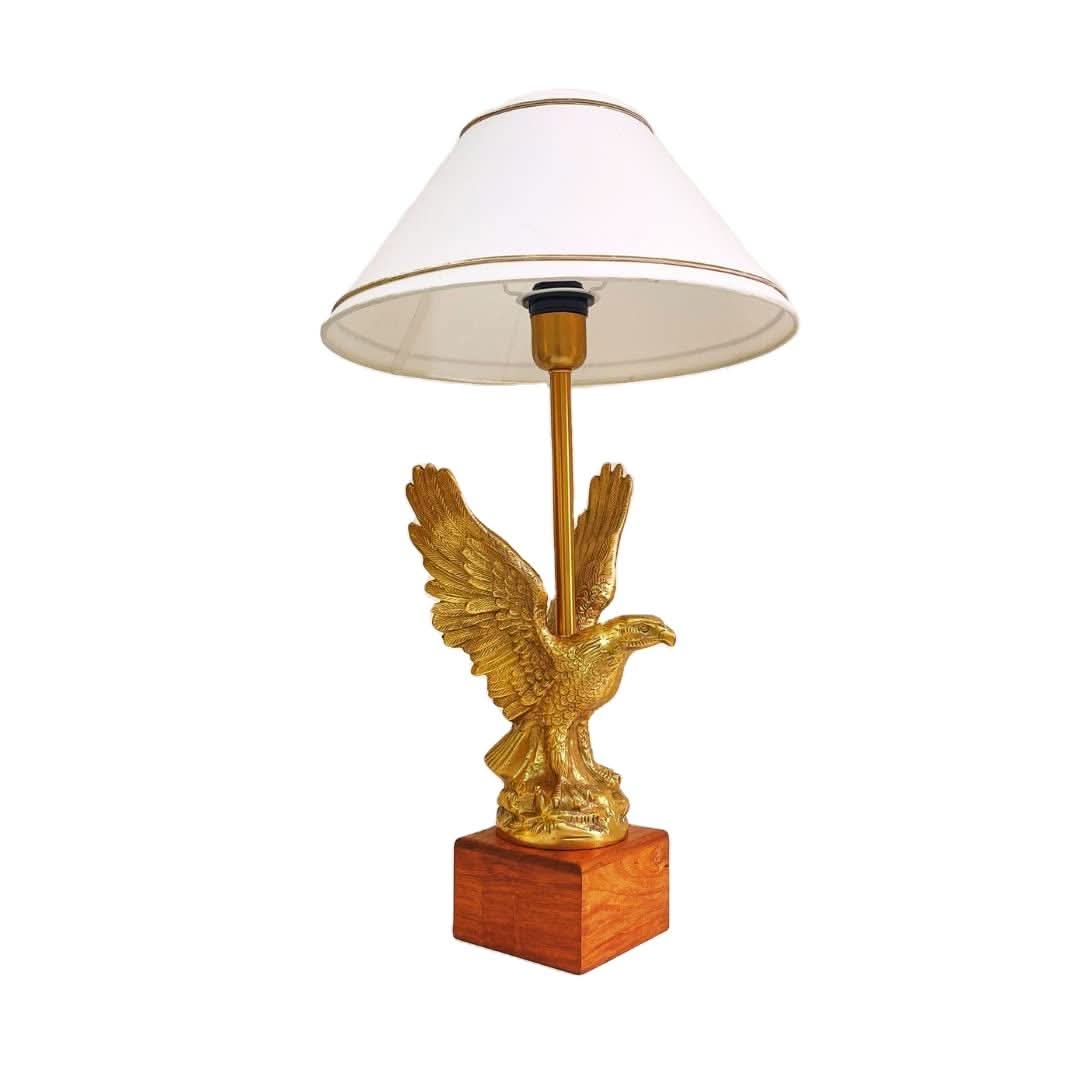 Eagle Table Lamp