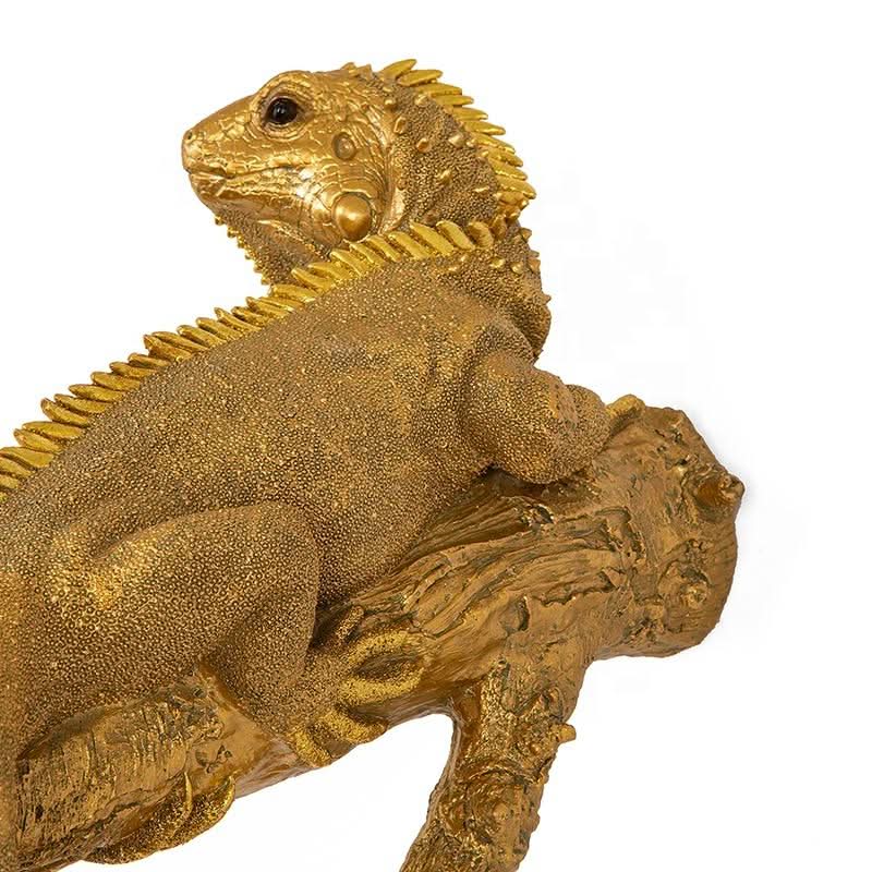 Iguana Wall Lamp